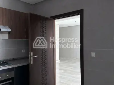 3-Bedroom Apartment | Iberia District