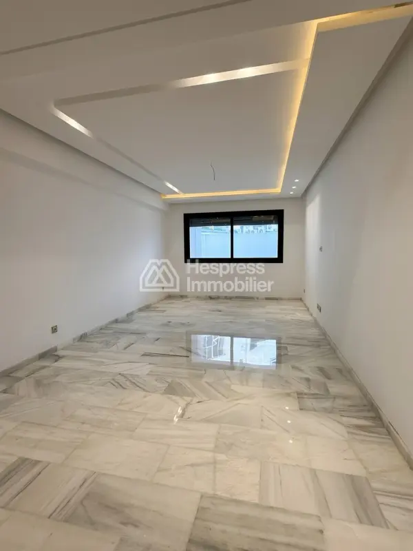 2 Bedroom Apartment – ​​Place District Mozart