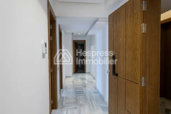 2 Bedroom Apartment – ​​Place District Mozart