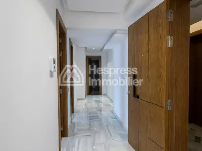 2 Bedroom Apartment – ​​Place District Mozart