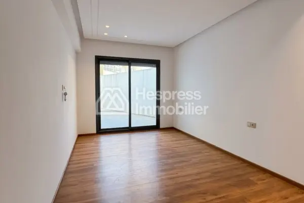 2 Bedroom Apartment – ​​Place District Mozart