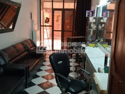 🏪 Prime Commercial Premises for Sale – Bab Taghzout, Medina of Marrakech 🇲🇦