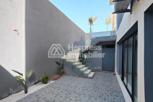 🏡 Exceptional Modern Villa for Sale – Tagana Estate, Marrakech ✨