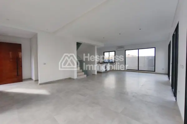 🏡 Exceptional Modern Villa for Sale – Tagana Estate, Marrakech ✨