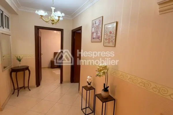 شقة مفروشة للإيجار بجوار الولاية
