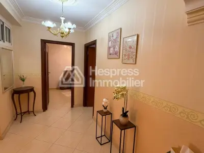 شقة مفروشة للإيجار بجوار الولاية
