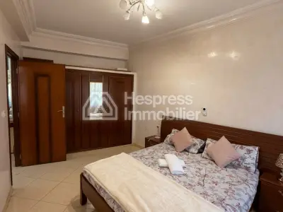 شقة مفروشة للإيجار بجوار الولاية