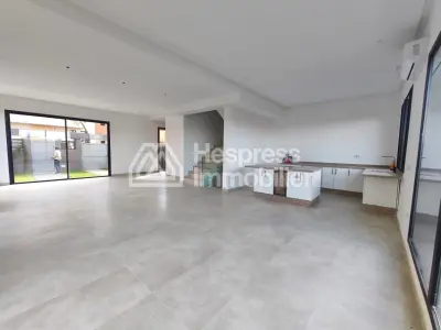 🏡 Villa Moderne d’Exception à Vendre – Domaine Tagana, Marrakech ✨