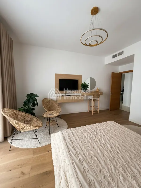 Apartment in Marina