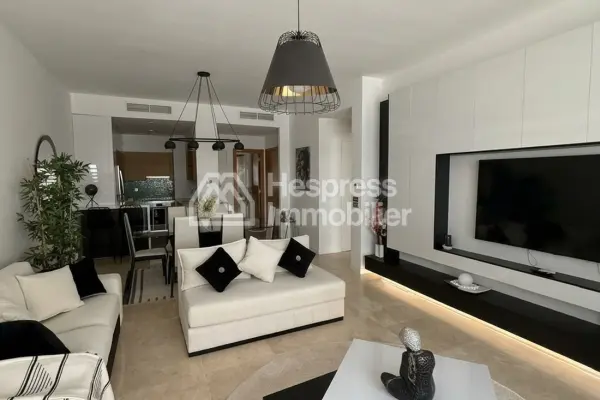 Apartment in Marina
