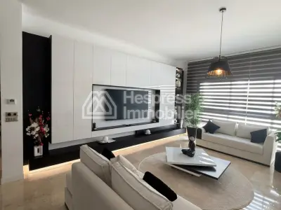 Apartment in Marina