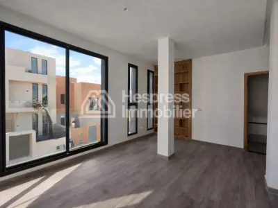 🏡 Villa Moderne d’Exception à Vendre – Domaine Tagana, Marrakech ✨