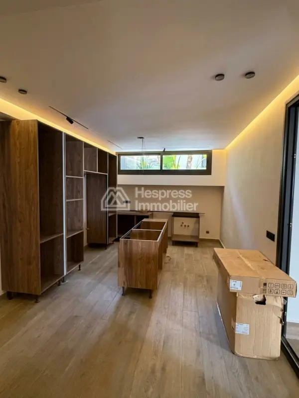 Modern luxury villa for sale
