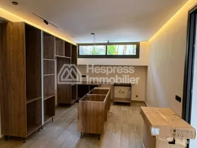 Modern luxury villa for sale