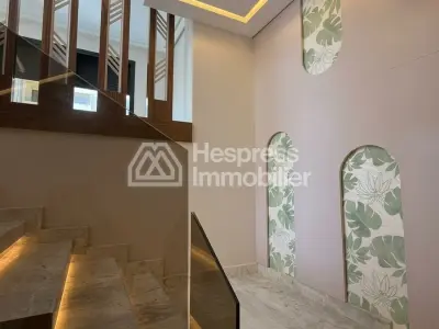 Modern luxury villa for sale