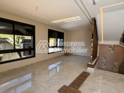 Modern luxury villa for sale