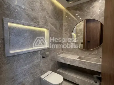 Modern luxury villa for sale