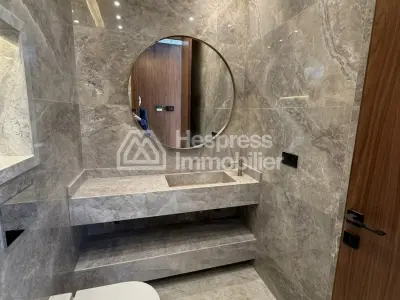 Modern luxury villa for sale