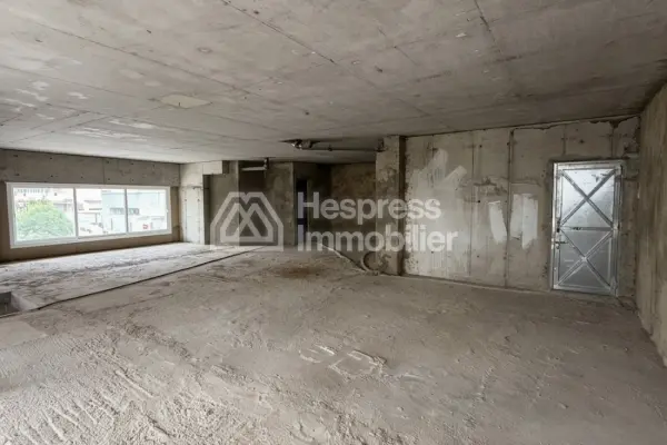 Commercial premises for sale, District Administratif