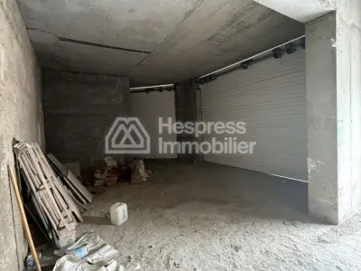 Commercial premises for sale, District Administratif