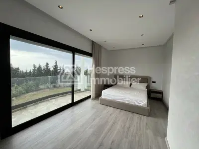 5-Bedroom Villa in the Nouinouich District