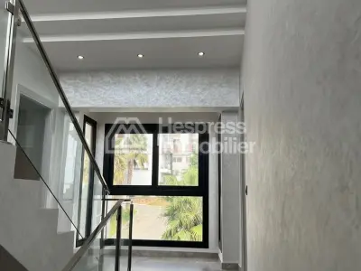 5-Bedroom Villa in the Nouinouich District