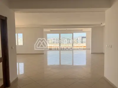 3-Bedroom Apartment – ​​Riad Tetouan