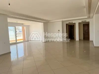 3-Bedroom Apartment – ​​Riad Tetouan