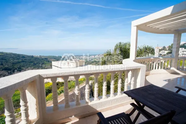 Luxueuse Villa Sur Mnar CAS26610