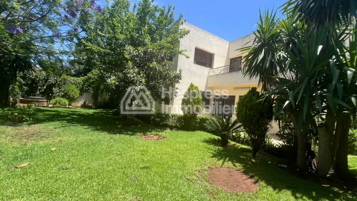 Villa for rent in Hay Riad – 33,000 DH/month