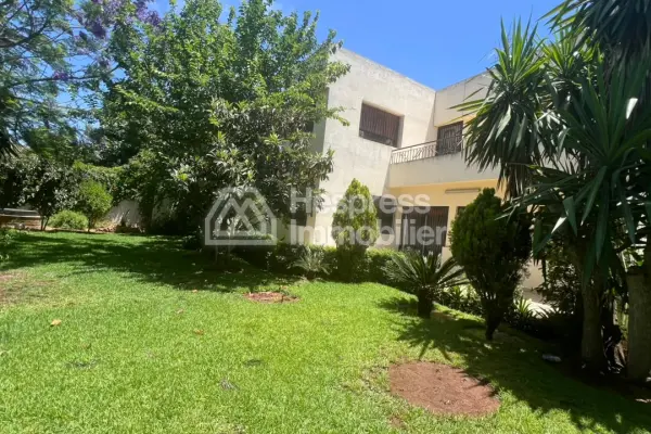 Villa à louer à Hay Riad – 33000 DH/mois