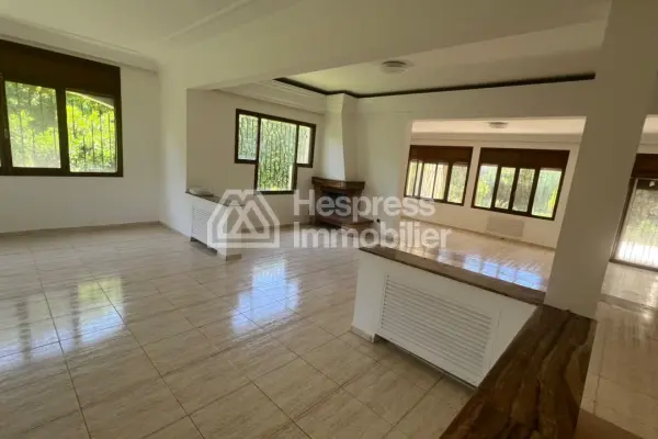 Villa à louer à Hay Riad – 33000 DH/mois