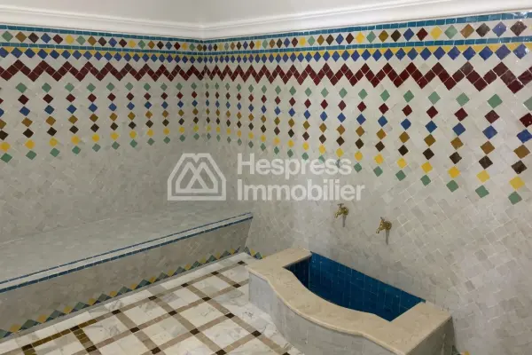 6-Bedroom Villa – Boubana District
