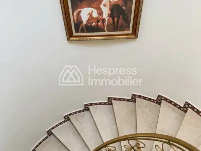 6-Bedroom Villa – Boubana District