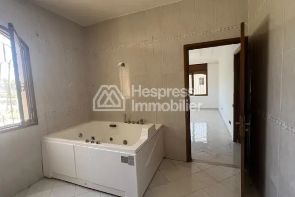 Villa à louer à Hay Riad – 33000 DH/mois