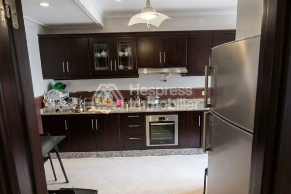 3 Bedroom Apartment Merchant