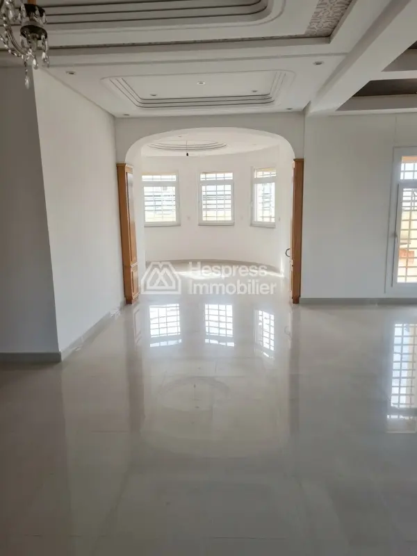 3-Bedroom Apartment Iberia