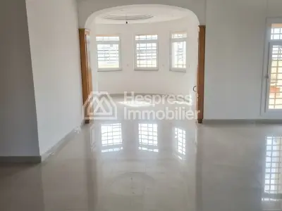 3-Bedroom Apartment Iberia