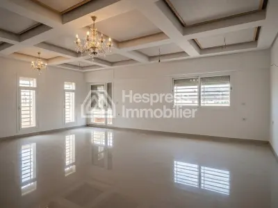 3-Bedroom Apartment Iberia