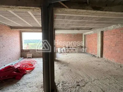 Commercial premises for sale – Val Fleuri district