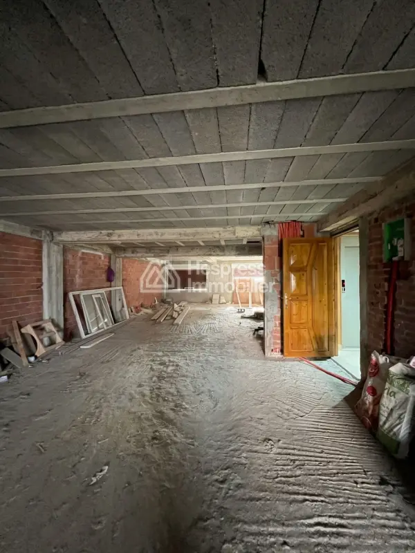 Commercial premises for sale – Val Fleuri district