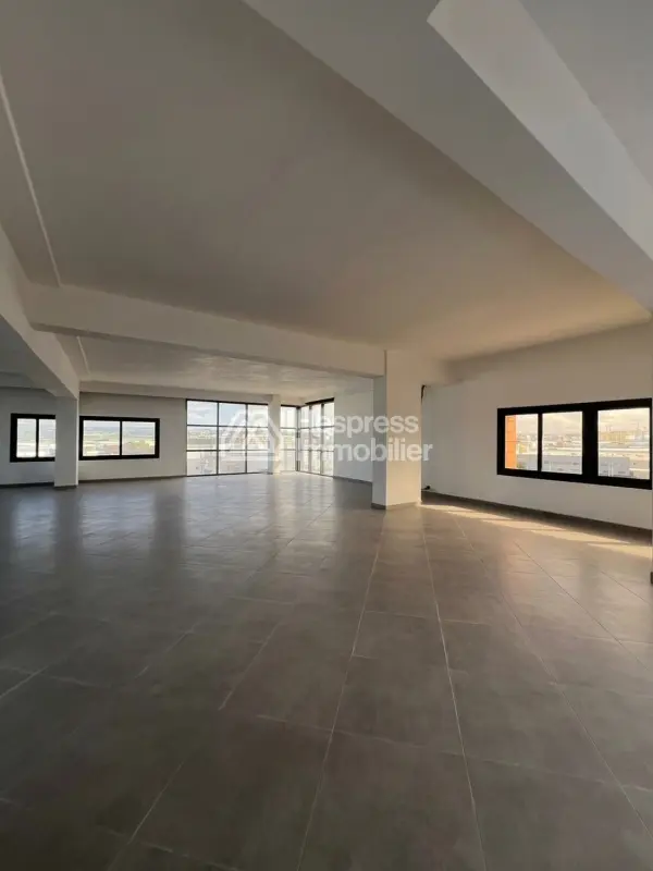 Office space for rent – ​​The Free Zone