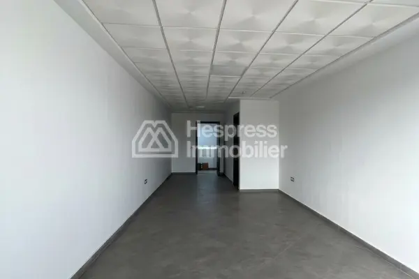 Plateaux Bureaux en location – La zone Franche