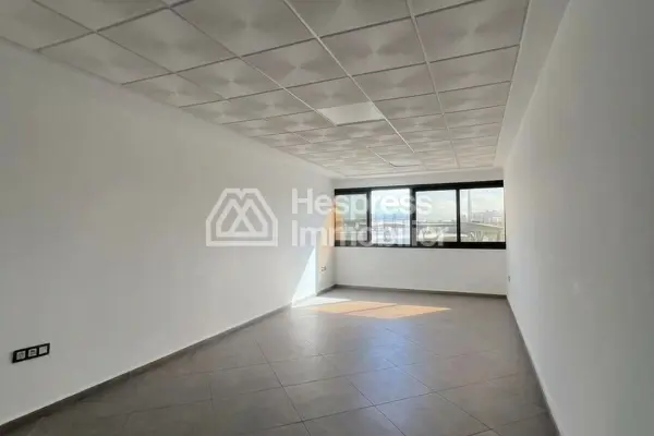 Plateaux Bureaux en location – La zone Franche