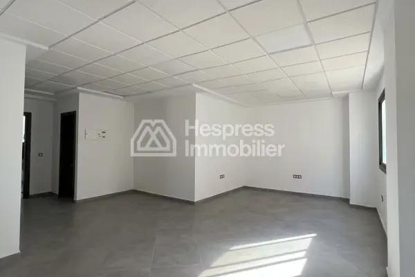 Plateaux Bureaux en location – La zone Franche