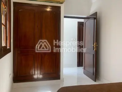 Apartment for rent – ​​Ain Ktiouet district