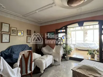 Villa with Swimming Pool – Neighborhood Moujahidine