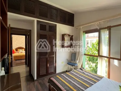Villa with Swimming Pool – Neighborhood Moujahidine