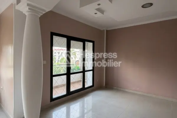 Apartment for Sale —–Iberia