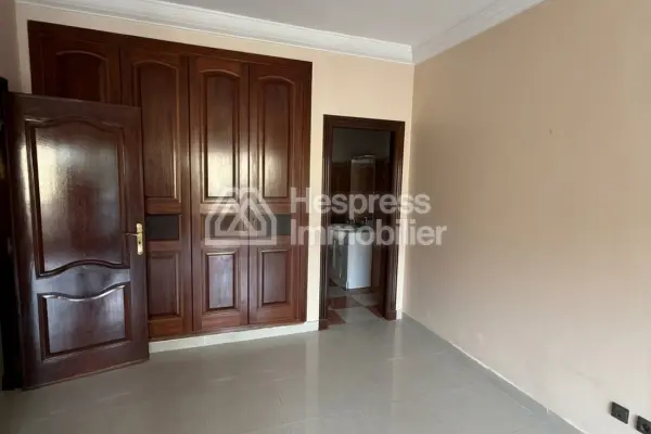 Apartment for Sale —–Iberia